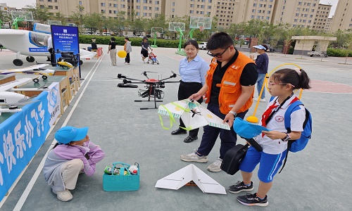 【新疆保華潤天航空】新疆青少年專屬：揭秘CAAC無人機執照培訓的奧秘