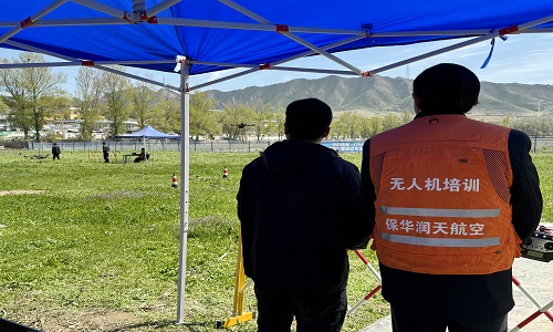 視距內駕駛員【新疆保華潤天航空】：掌控無人機，飛行夢想起航