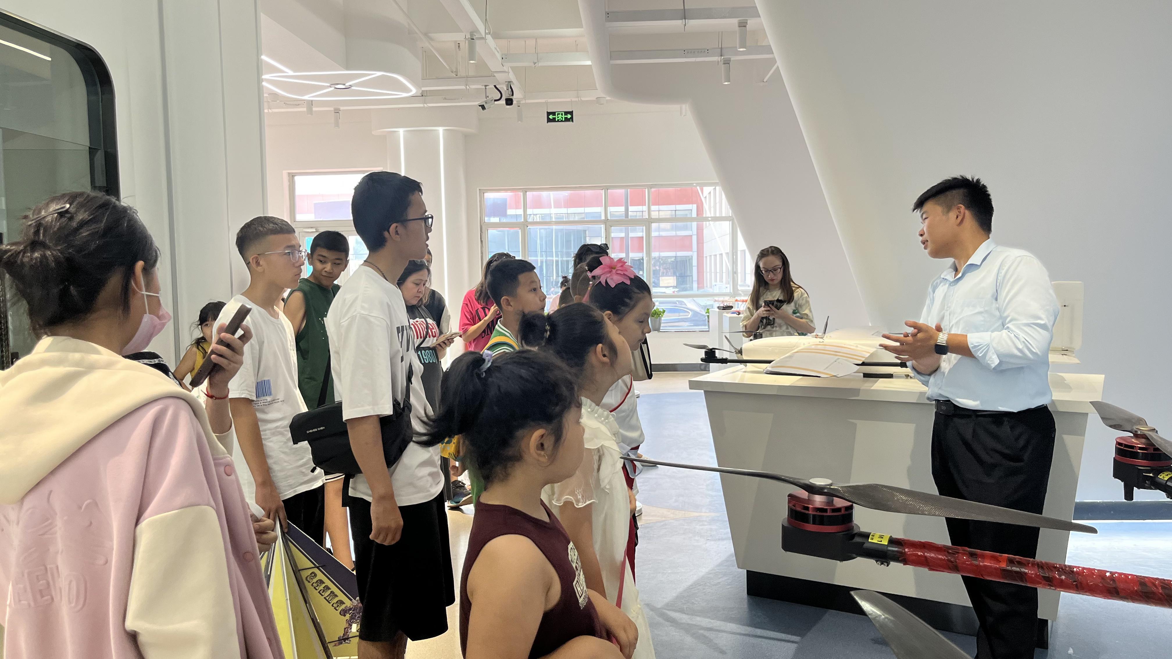 超純干貨，青少年必知：無人機考證到底培訓些什么內容？【新疆保華潤天】