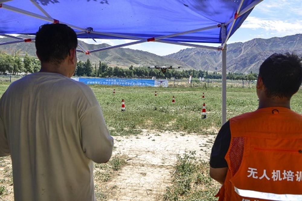 【新疆青少年無人機培訓】入行無人機領域需具備什么條件？-保華潤天航空