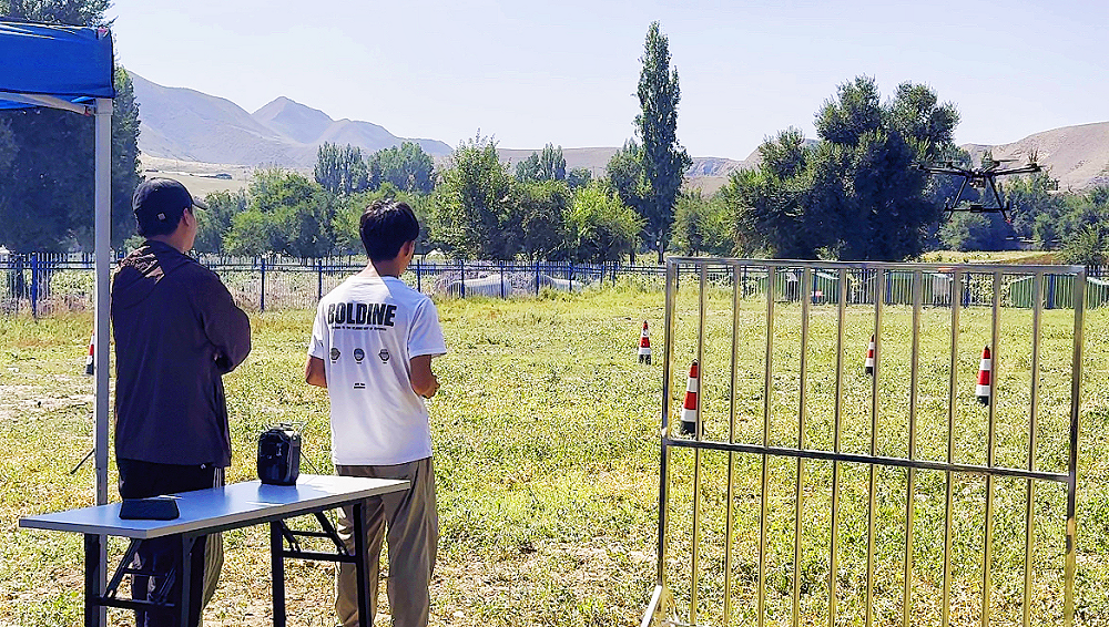 【新疆無(wú)人機(jī)培訓(xùn)】全面指南：從選機(jī)型到拿執(zhí)照，無(wú)人機(jī)飛行新手必讀！-保華潤(rùn)天航空