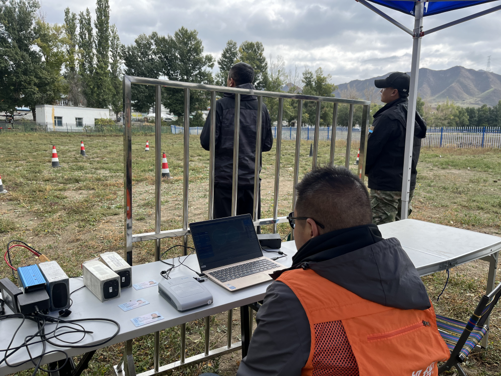 【新疆保華潤天航空無人機培訓】無人機駕駛夢：全面解析執照考試內容與挑戰