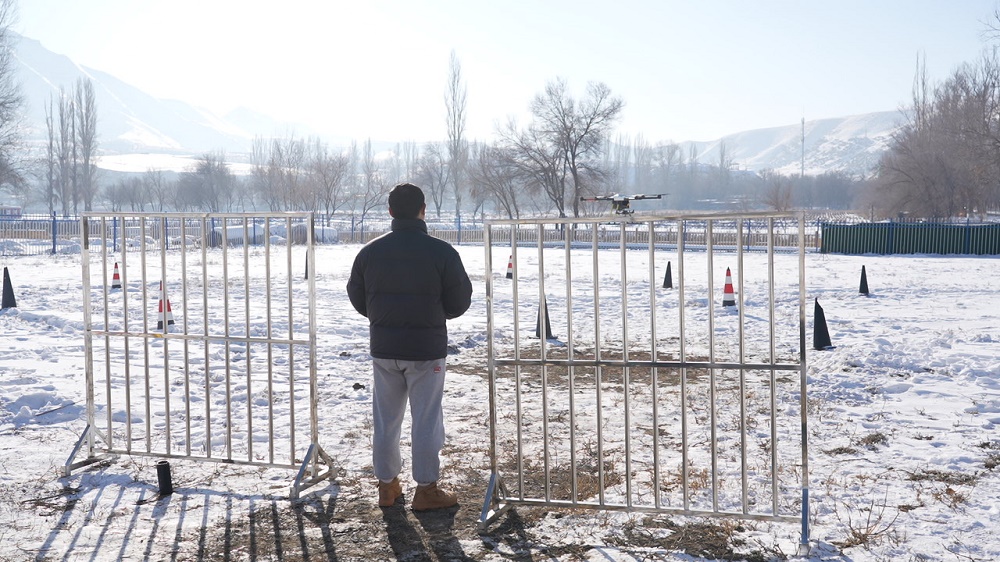 【新疆無人機培訓(xùn)】無人機飛手:低空經(jīng)濟(jì)下的金領(lǐng)職業(yè)!-保華潤天航空