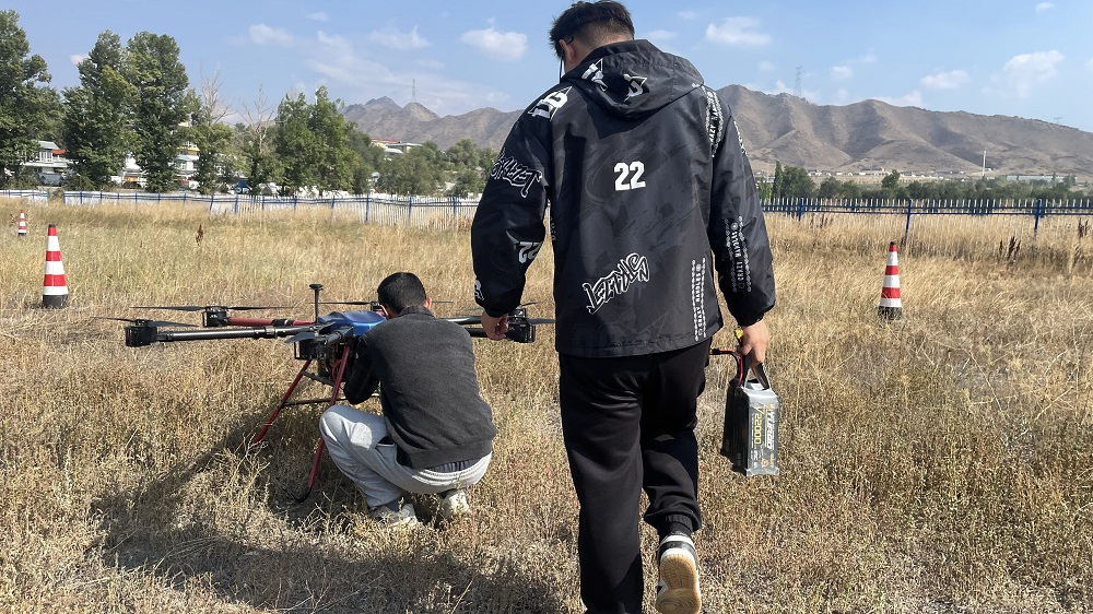 新疆無人機培訓新藍海：CAAC執(zhí)照新疆03考點保華潤天航空助你搶占行業(yè)先機