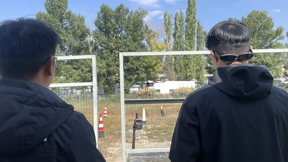 新疆保華潤天無人機培訓：加入我們，一起飛向無人機的奇妙世界!