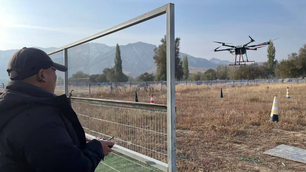 新疆CAAC無人機(jī)執(zhí)照培訓(xùn)：保華潤(rùn)天定制你的飛行職業(yè)路徑